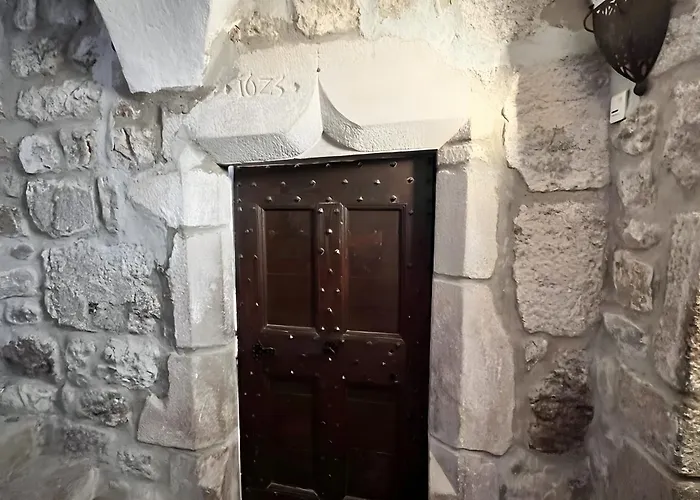 Chateau- La Providence Сasa de vacaciones Satillieu